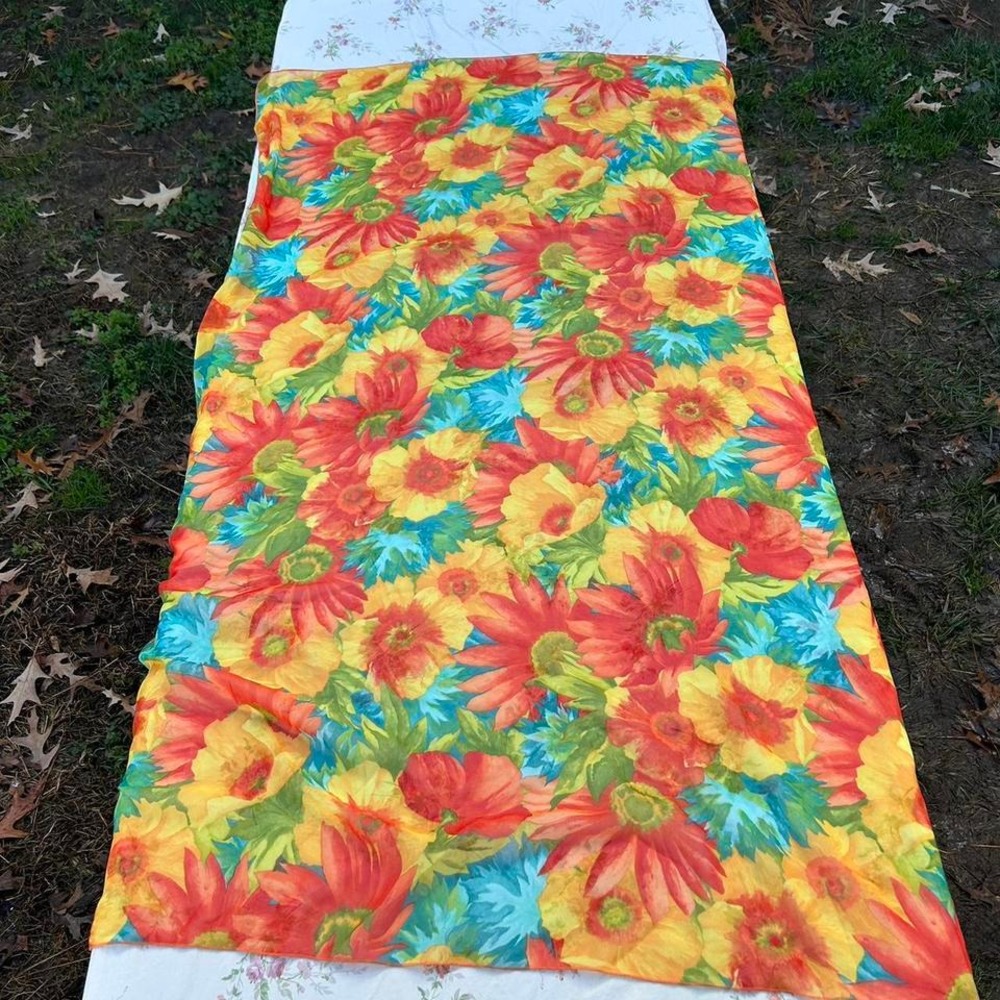 Beautiful‎ bright vintage floral scarf by Krista